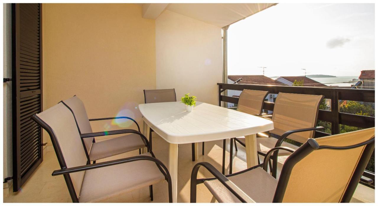 Apartment Zdravko Primošten Dış mekan fotoğraf